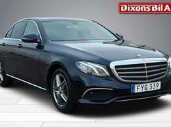 Mörkblå (blå) Begagnad 2016 Mercedes E220 Avantgarde Sedan | 199 000 kr (Bra pris)