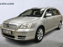 Silver Begagnad 2006 Toyota Avensis Kombi | 19 900 kr (Bra pris)