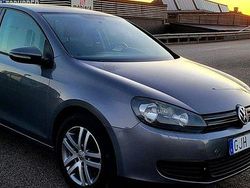 Grå Begagnad 2010 VW Golf VI Halvkombi | 44 900 kr (Marknadspris)