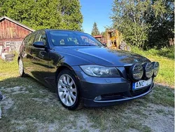 Grå Begagnad 2007 BMW 320 Kombi | 52 000 kr (Marknadspris)