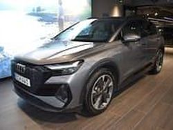 Grå Begagnad 2022 Audi Q4 e-tron S-Line SUV | 399 000 kr (Dyr)