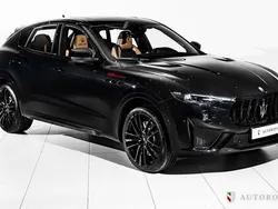 Svart Begagnad 2023 Maserati Levante SUV | 2 195 000 kr