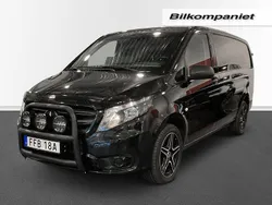 Svart Begagnad 2023 Mercedes Vito Minibuss | 359 000 kr (Bra pris)