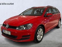 Röd Begagnad 2014 VW Golf VII Style Kombi | 108 000 kr (Marknadspris)
