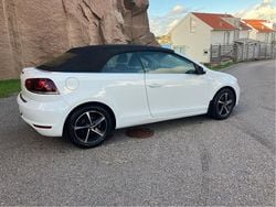 Vit Begagnad 2012 VW Golf Cabriolet Cab | 84 999 kr