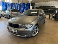 Grå Begagnad 2010 BMW 118 Advantage Halvkombi | 79 800 kr (Lite dyr)