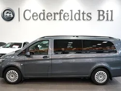 Grå Begagnad 2021 Mercedes Vito Minibuss | 498 900 kr