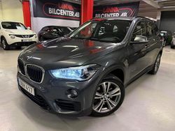 Grå metallic Begagnad 2016 BMW X1 Sport Line SUV | 139 800 kr (Marknadspris)