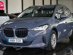 Grå Begagnad 2023 BMW 225 Active Tourer Minibuss | 339 499 kr (Bra pris)