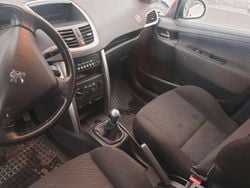 Begagnad 2007 Peugeot 207 Halvkombi | 19 900 kr (Marknadspris)