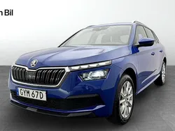 Blå Begagnad 2023 Skoda Kamiq Style SUV | 274 900 kr (Marknadspris)