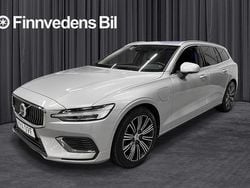 Silver Begagnad 2022 Volvo V60 Core Kombi | 358 800 kr (Bra pris)