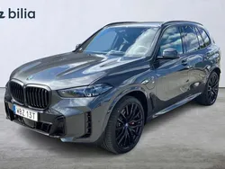 Grå Begagnad 2025 BMW X5 M Sport SUV | 1 399 000 kr