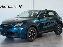Ny 2024 Fiat 600 Lounge Halvkombi | 299 900 kr (Bra pris)