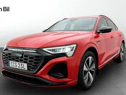 Soneiraröd metallic Begagnad 2023 Audi Q8 Sportback e-tron S-Line SUV | 679 000 kr
