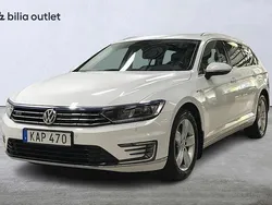 Vit Begagnad 2017 VW Passat GTE Kombi | 159 900 kr (Marknadspris)