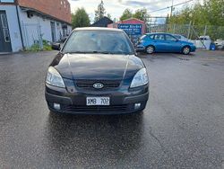 Svart Begagnad 2005 Kia Rio 4 Halvkombi | 25 999 kr (Lite dyr)