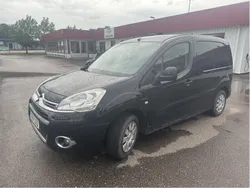 Svart Begagnad 2015 Citroën Berlingo Minibuss | 42 000 kr (Superpris)