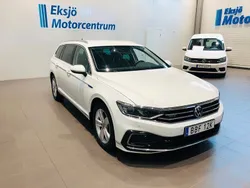 Vit Begagnad 2021 VW Passat GTE Kombi | 259 900 kr (Lite dyr)