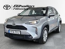 Silver Begagnad 2024 Toyota Yaris Cross Active SUV | 289 900 kr (Marknadspris)