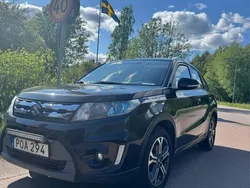Svart Begagnad 2016 Suzuki Vitara SUV | 105 000 kr (Marknadspris)