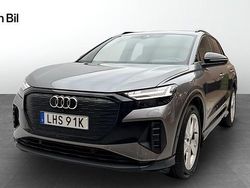 Grå (tyfongrå metallic) Begagnad 2023 Audi Q4 e-tron Advanced SUV | 439 000 kr (Marknadspris)