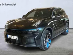 Svart Begagnad 2023 Lynk & Co 01 SUV | 324 900 kr (Marknadspris)