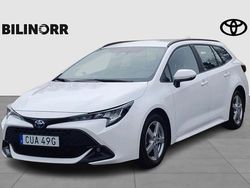 Vit Begagnad 2023 Toyota Corolla Active Kombi | 289 900 kr (Lite dyr)