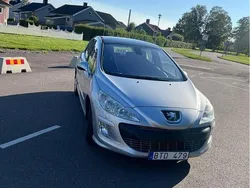 Grå Begagnad 2010 Peugeot 308 Halvkombi | 28 000 kr (Bra pris)