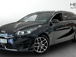 Svart (black) Begagnad 2022 Kia Ceed Sportswagon 2 Kombi | 249 900 kr (Marknadspris)