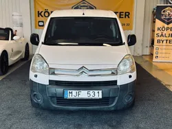 Vit Begagnad 2010 Citroën Berlingo Minibuss | 29 900 kr (Marknadspris)
