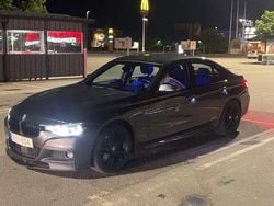 Grå Begagnad 2017 BMW 330e M Sport Sedan | 210 000 kr (Lite dyr)