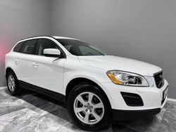 Vit Begagnad 2012 Volvo XC60 SUV | 144 900 kr (Marknadspris)