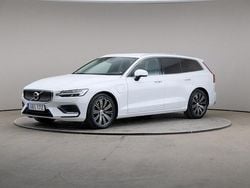 Vit Begagnad 2021 Volvo V60 Inscription Kombi | 295 000 kr (Bra pris)
