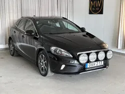 Svart Begagnad 2016 Volvo V40 CC Ocean Race Kombi | 119 900 kr (Marknadspris)
