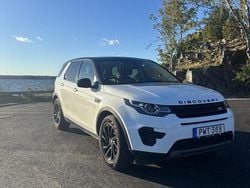 Vit Begagnad 2017 Land Rover Discovery Sport Black Edition SUV | 200 000 kr (Marknadspris)