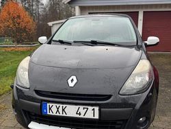 Begagnad 2010 Renault Clio R.S. Halvkombi | 39 000 kr (Lite dyr)