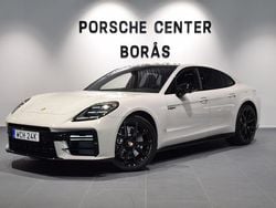 Grå (grey) Begagnad 2025 Porsche Panamera Sedan | 1 599 000 kr