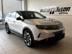 Grå Ny 2025 Opel Grandland X SUV | 468 900 kr (Marknadspris)