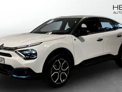 Vit (white) Begagnad 2022 Citroën e-C4 Feel Halvkombi | 189 900 kr (Bra pris)