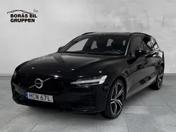 Svart Begagnad 2020 Volvo V60 R-Design Kombi | 329 000 kr (Marknadspris)