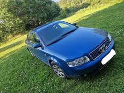 Blå Begagnad 2001 Audi A4 Sedan | 10 000 kr (Bra pris)