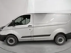 Grå Begagnad 2015 Ford Transit Custom Van | 80 000 kr (Bra pris)
