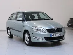 Ljusgrön Begagnad 2010 Skoda Fabia Elegance Kombi | 39 900 kr (Marknadspris)