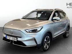 Grå (grey) Begagnad 2021 MG ZS Luxury Sedan | 249 900 kr (Superpris)
