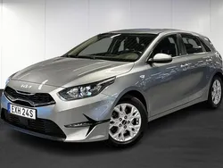Grå (grey) Begagnad 2022 Kia Ceed Halvkombi | 179 900 kr (Bra pris)
