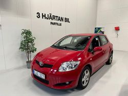 Röd Begagnad 2009 Toyota Auris Halvkombi | 59 900 kr (Marknadspris)