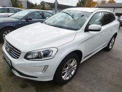 Vit Begagnad 2014 Volvo XC60 Summum SUV | 124 900 kr (Marknadspris)