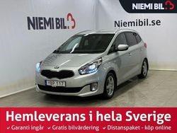 Grå Begagnad 2015 Kia Carens Minibuss | 129 900 kr (Marknadspris)