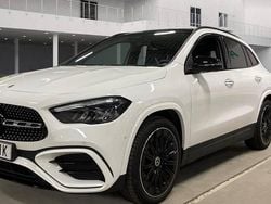 Vit Begagnad 2024 Mercedes GLA200 AMG SUV | 418 500 kr (Marknadspris)